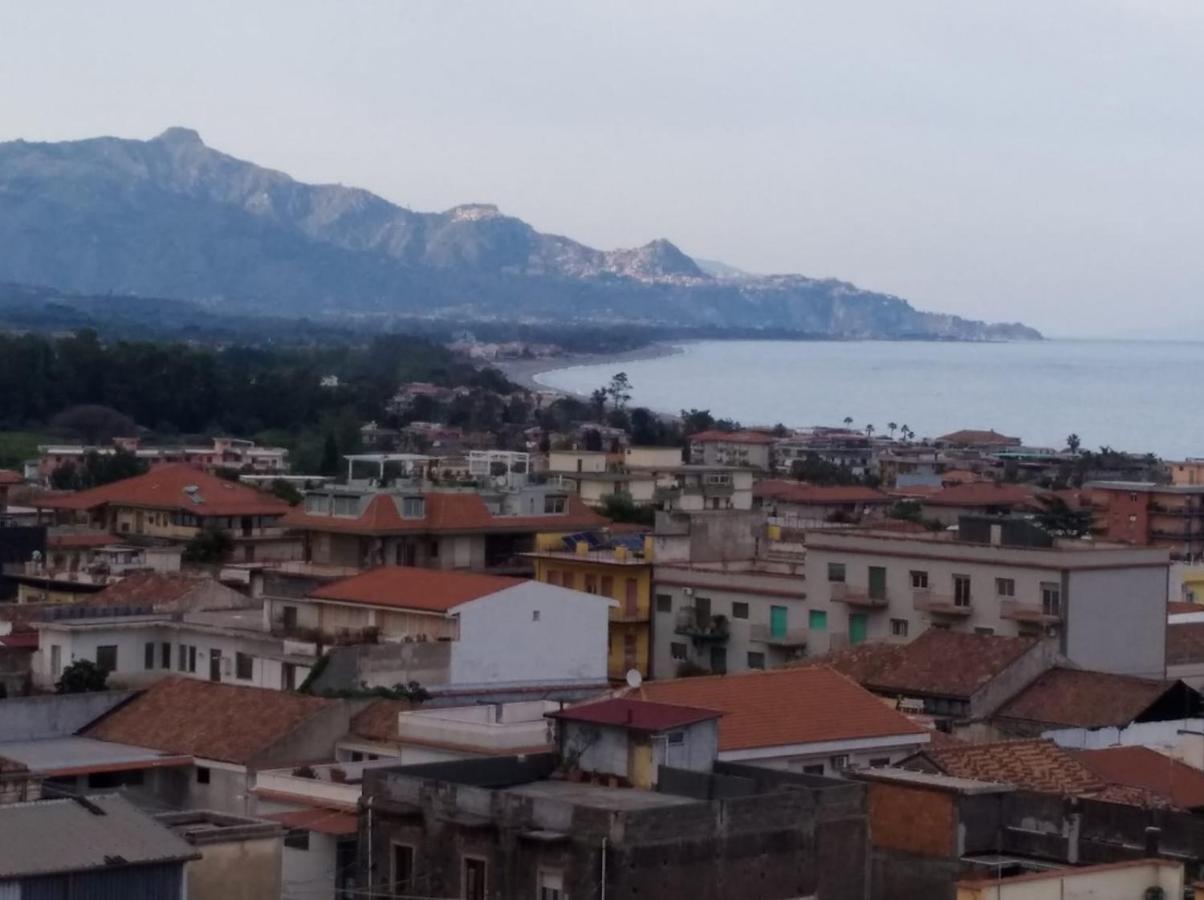 Casa Donna Rosaria Tra Etna E Taormina Lägenhet Riposto Exteriör bild