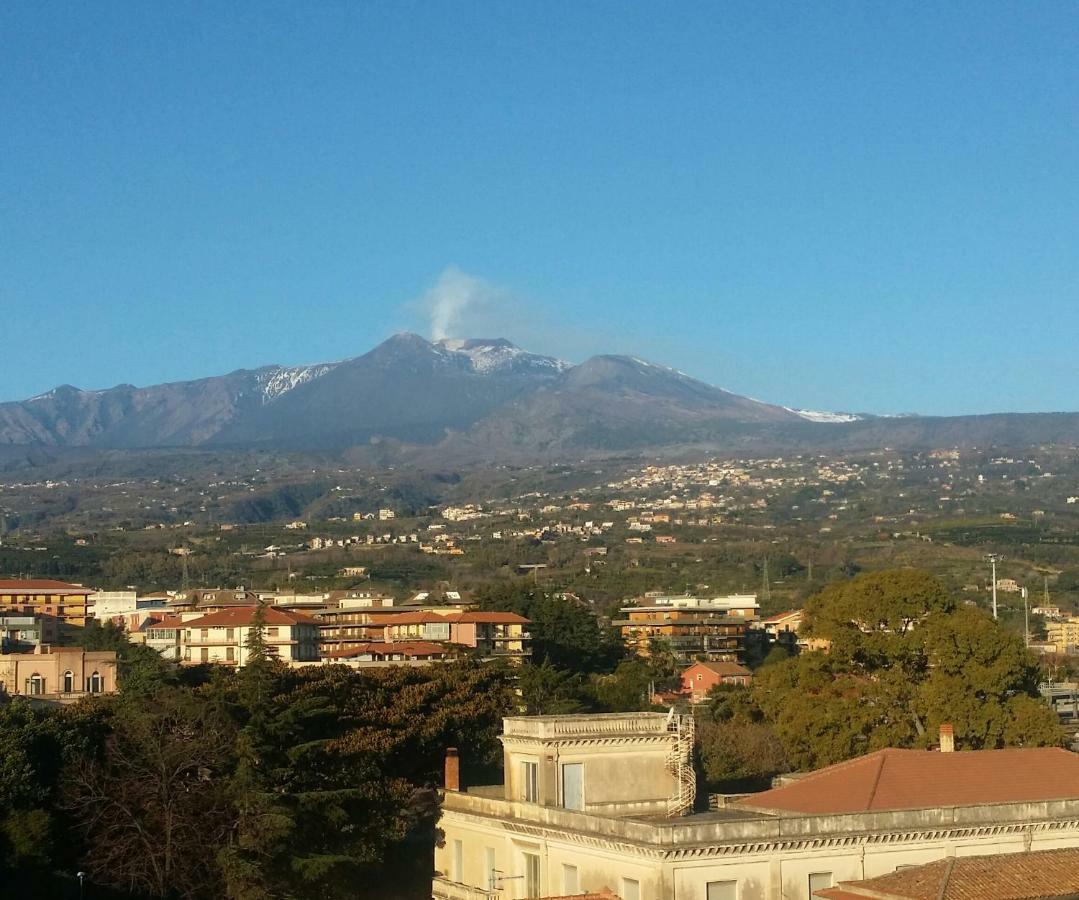 Casa Donna Rosaria Tra Etna E Taormina Lägenhet Riposto Exteriör bild